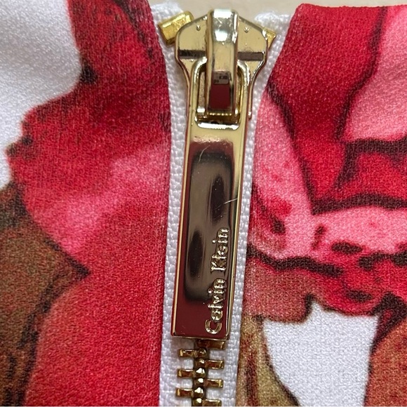 Calvin Klein White and Red Floral Midi Sheath Dress    Sleeveless        Size 10 - Picture 4 of 6